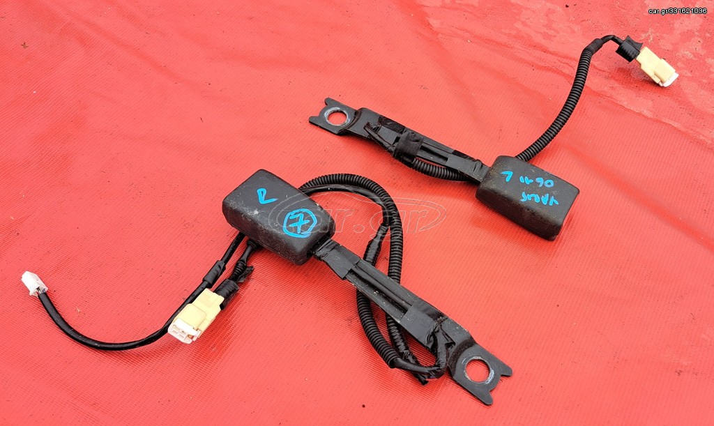 TOYOTA YARIS 2006-2011 ΚΛΕΙΣΤΡΟ ΖΩΝΗΣ ΕΜΠΡΟΣ ΑΡΙΣΤΕΡΟ- ΔΕΞΙΟ ( ΤΟ ΑΡΙΣΤΕΡΟ ΕΧΕΙ ΠΟΥΛΗΘΕΙ )