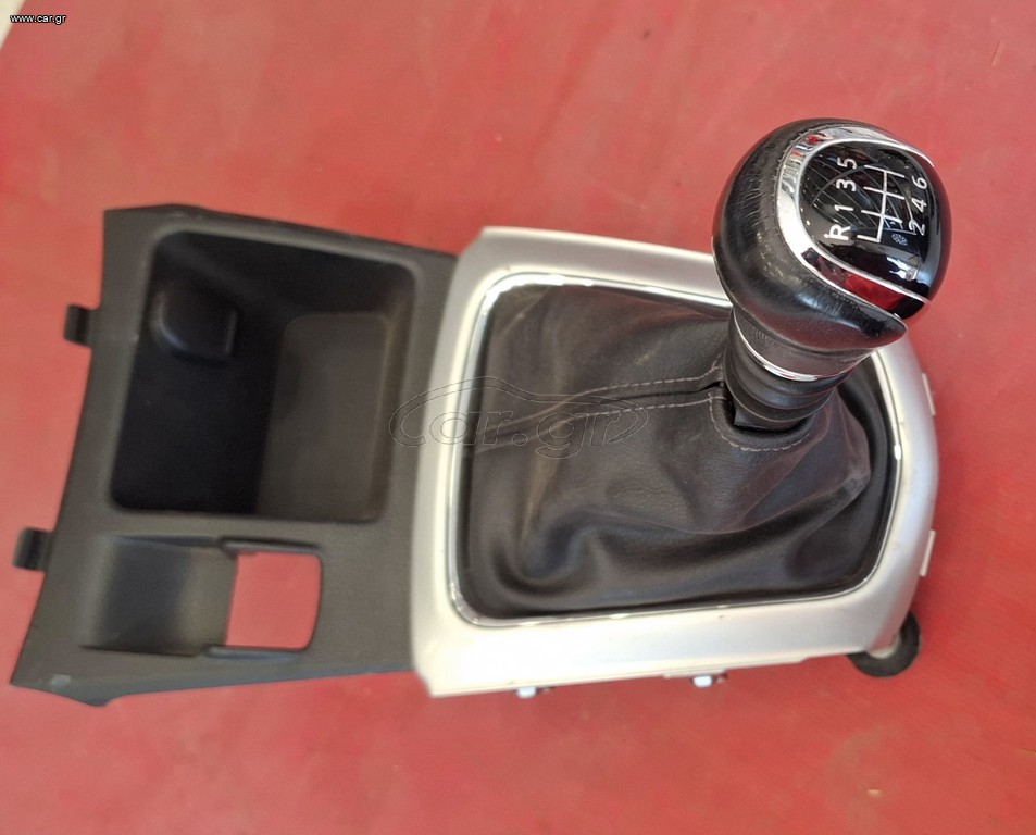 NISSAN QASHQAI J11 2014-2021 (DIESEL) ΛΕΒΙΕΣ ΤΑΧΥΤΗΤΩΝ 6ΤΑΧΥΤΟ ΧΕΙΡΟΚΙΝΗΤΟ Μ*
