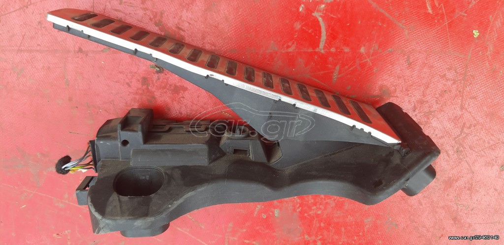 VW SCIROCCO /VW GOLF/VW EOS/VW PASSAT 2008-2014 ΠΕΤΑΛΙ ΓΚΑΖΙΟΥ (ΗΛΕΚΤΡΟΓΚΑΖΟ)