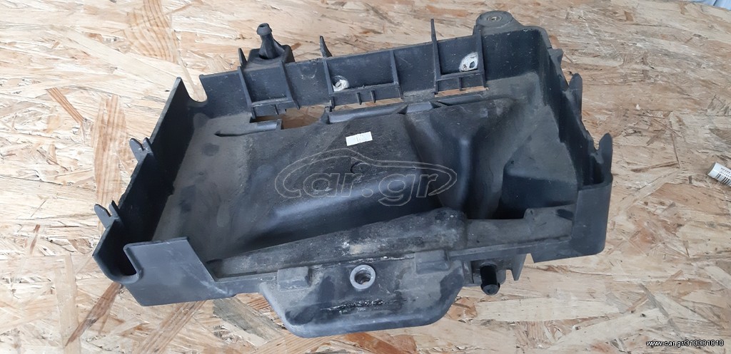 SKODA FABIA 2007-2014 ΒΑΣΗ ΜΠΑΤΑΡΙΑΣ ΠΛΑΣΤΙΚΗ